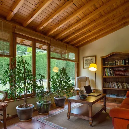 Casa Camila 3* Овьедо