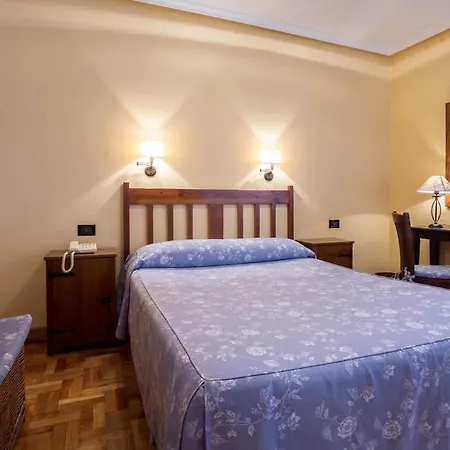 Casa Camila Отель Овьедо