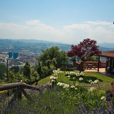 מלון Casa Camila 3*