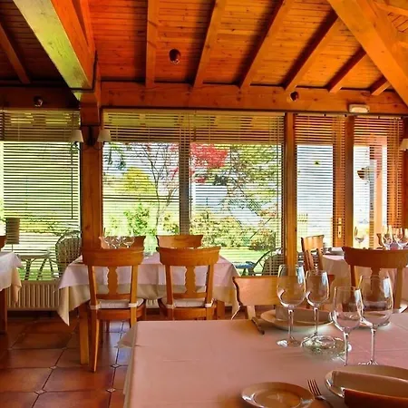 Casa Camila 3* Овьедо