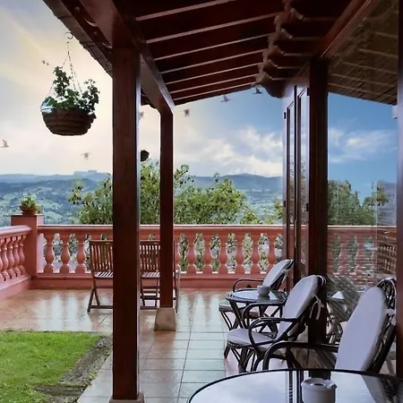 מלון Casa Camila 3*