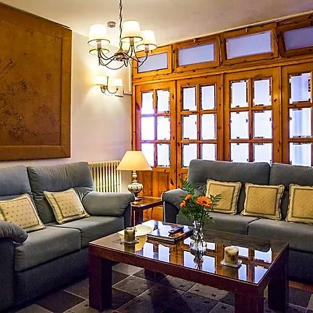 Casa Camila Hotel 3*